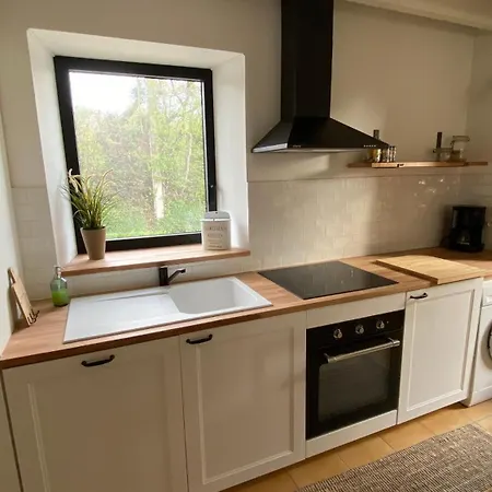 Holiday home Avec Jacuzzi Proche De Bayeux